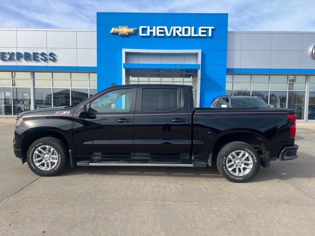 2023 Chevrolet Silverado 1500 RST in Black — front three-quarter view